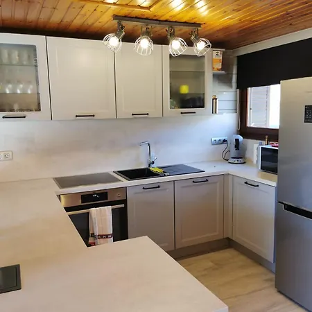 Chalet Heureux Somme-Leuze