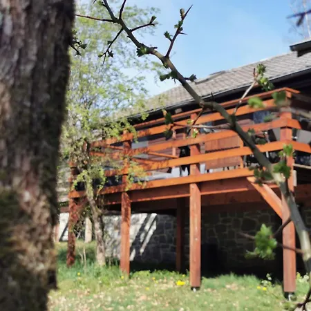 Heureux Chalet Somme-Leuze