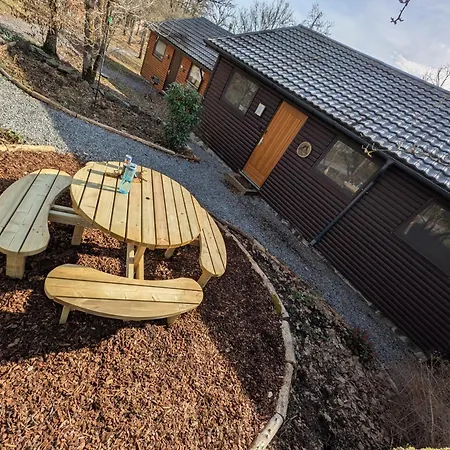 Heureux Chalet Somme-Leuze